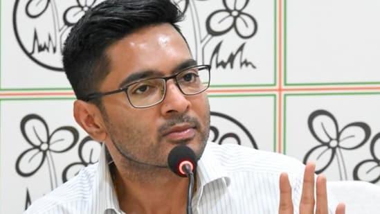 ‘पूरी तरह से झूठ, मनगढ़ंत’: टीएमसी ने सांसद अभिषेक बनर्जी को ‘लीक’ नगरपालिका नोटिस का जवाब दिया